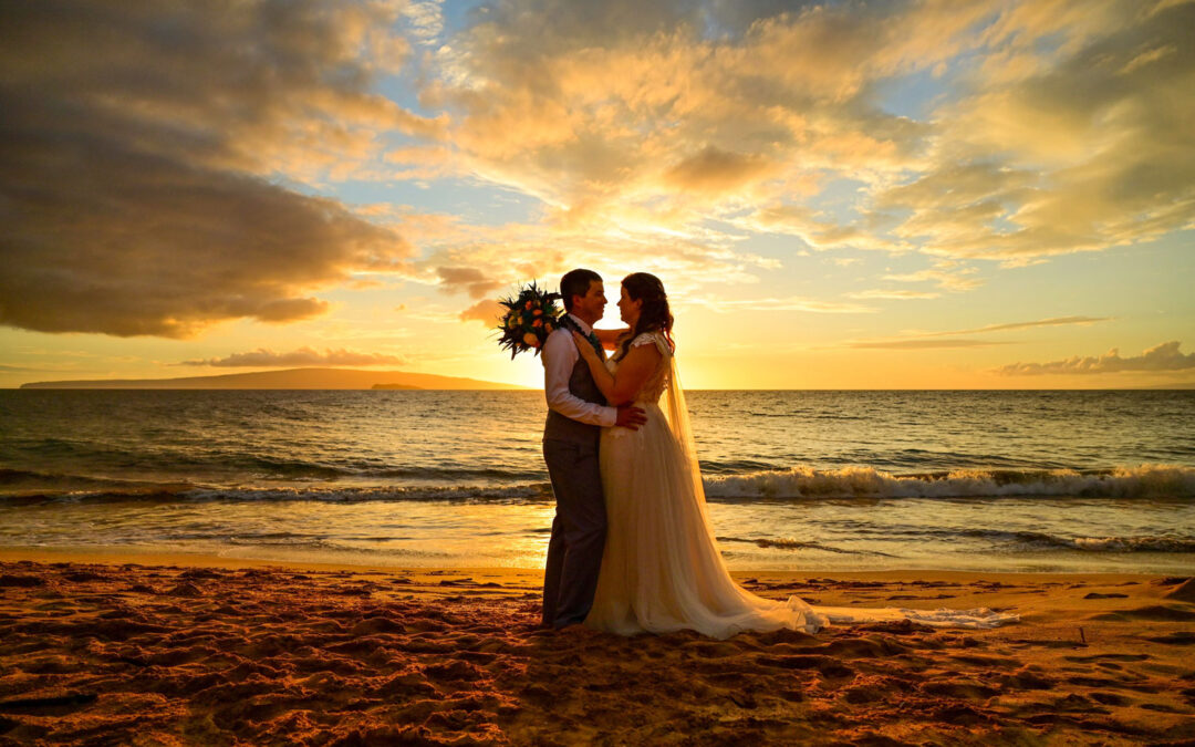 What Do Maui Wedding Packages Include?